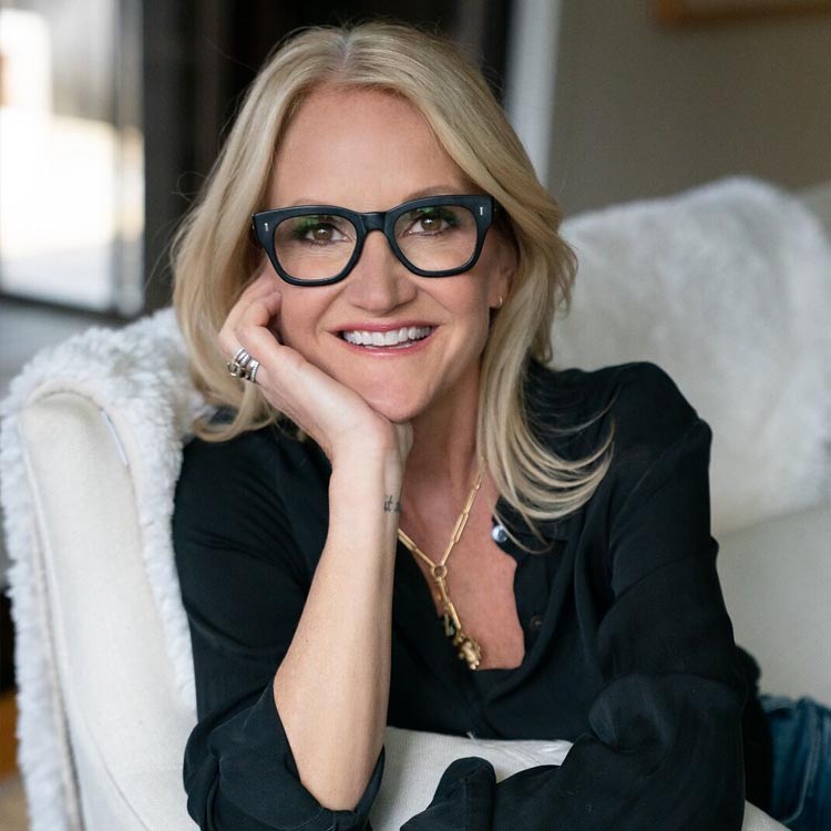 Portrait de Mel Robbins, coach : avis, méthode, parcours et points de vigilance